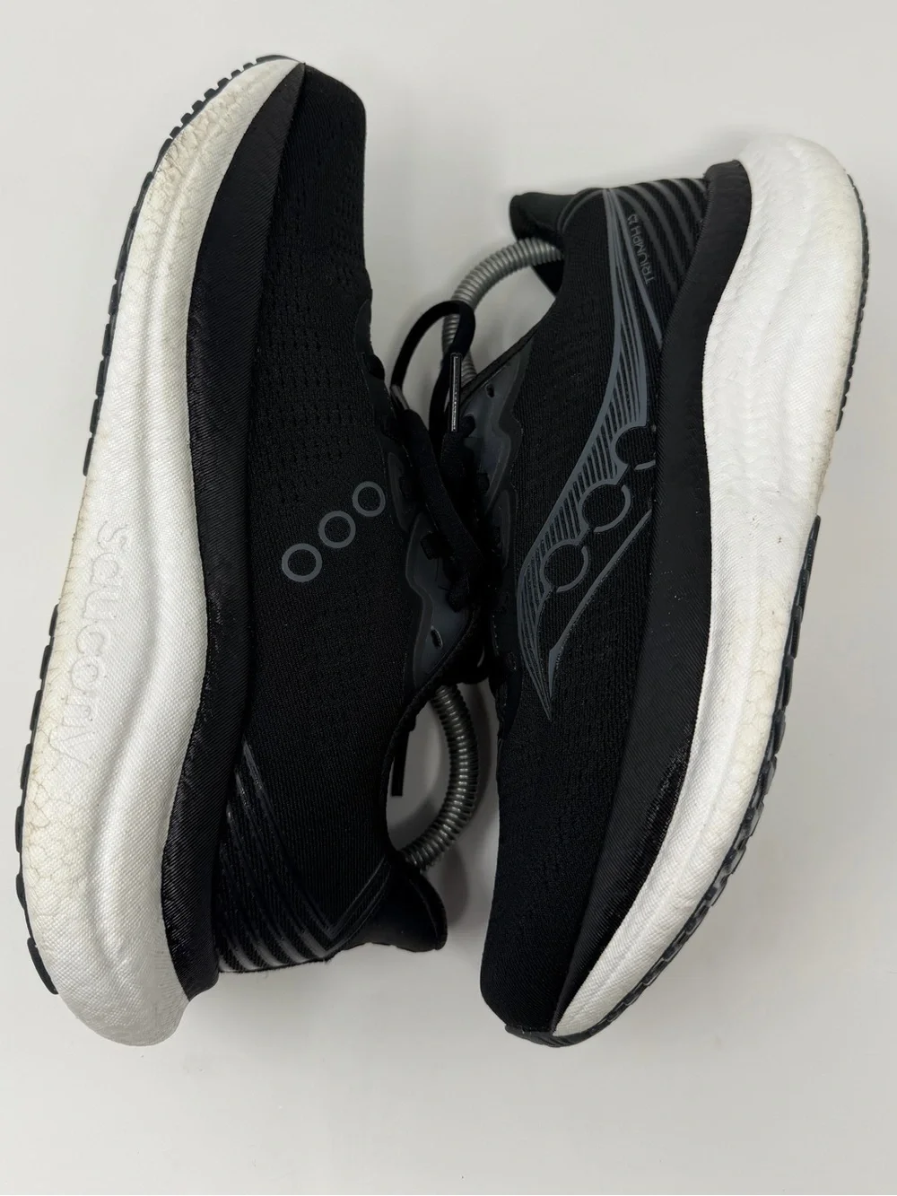 Saucony women black